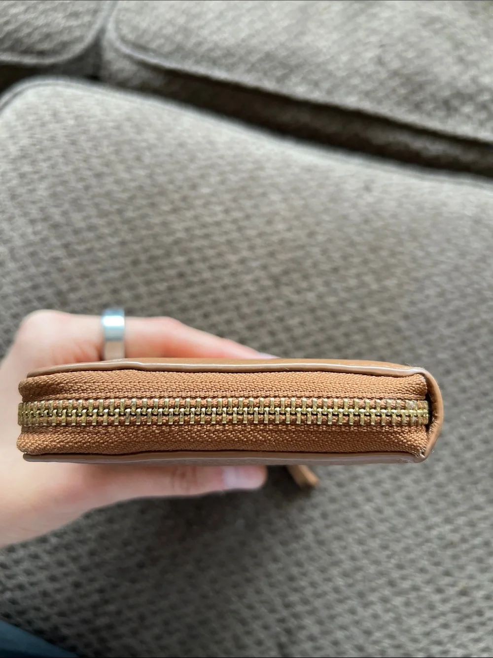 🤎 Authentic Tory Burch Britten Zip Around Wallet